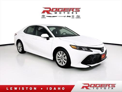 2020 Toyota Camry LE