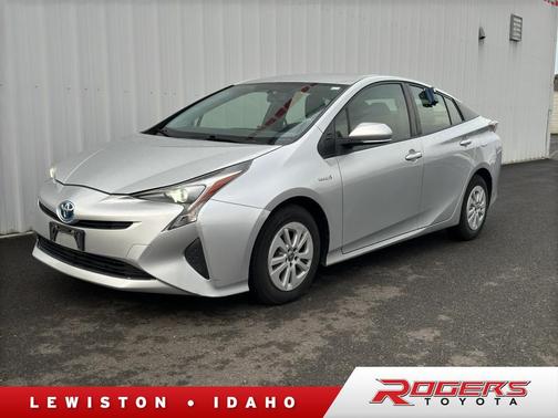 2016 Toyota Prius Two