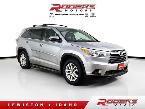 2016 Toyota Highlander LE