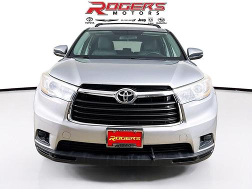 2016 Toyota Highlander LE