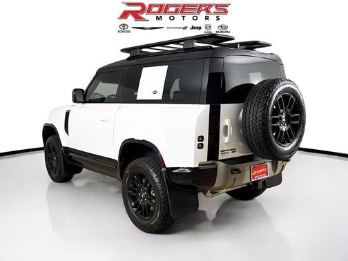 2022 Land Rover Defender 90 X-Dynamic S