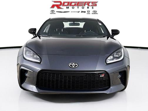 2025 Toyota GR86 Premium