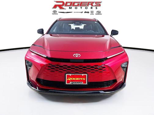 2025 Toyota Crown Signia XLE