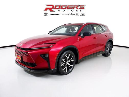 2025 Toyota Crown Signia XLE