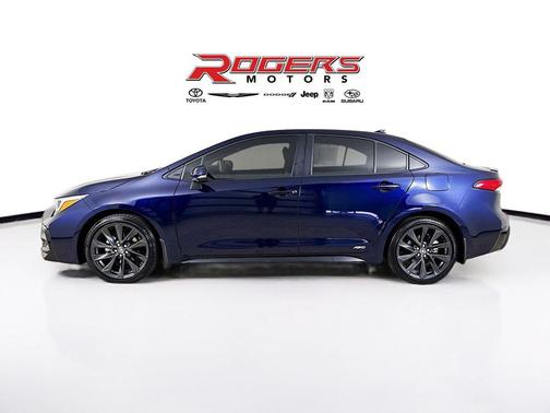2025 Toyota Corolla Hybrid SE