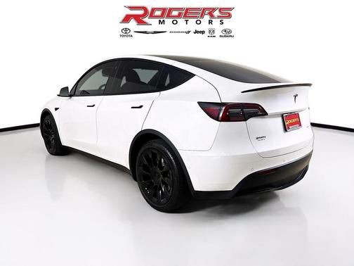2021 Tesla Model Y Long Range Dual Motor All-Wheel Drive
