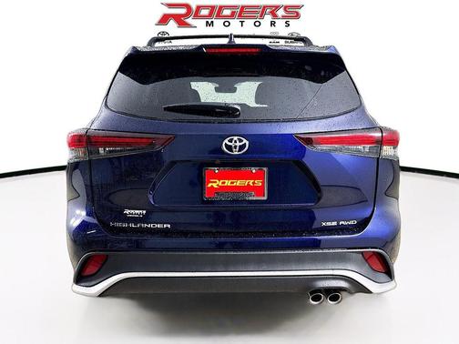 2026 Toyota Highlander XSE