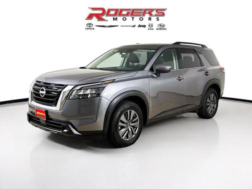 2024 Nissan Pathfinder SV 4WD