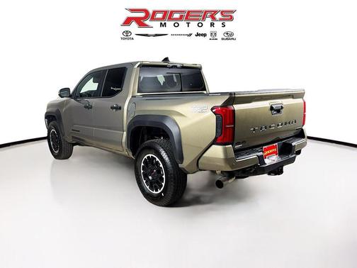 2026 Toyota Tacoma Hybrid TRD Off Road