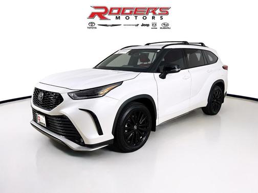 2023 Toyota Highlander XSE