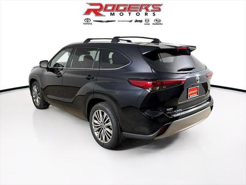 2021 Toyota Highlander Platinum