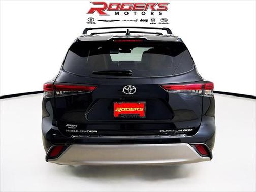 2021 Toyota Highlander Platinum