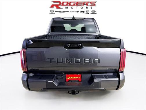 2025 Toyota Tundra Hybrid Platinum
