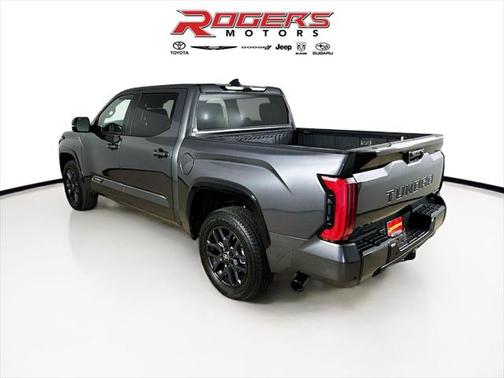 2025 Toyota Tundra Hybrid Platinum