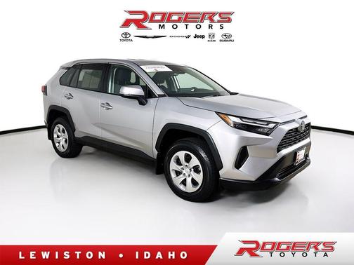 2023 Toyota RAV4 LE