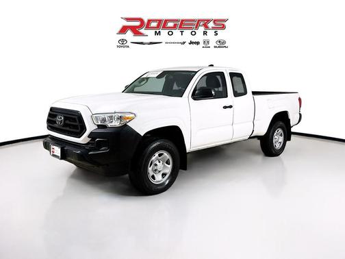 2022 Toyota Tacoma SR