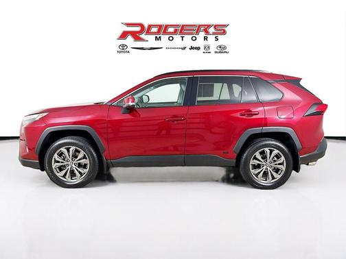 2022 Toyota RAV4 Hybrid XLE Premium