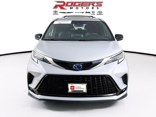 2024 Toyota Sienna XSE 7 Passenger