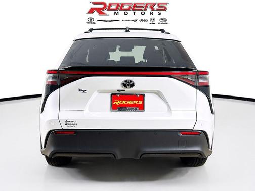 2026 Toyota bZ XLE Plus