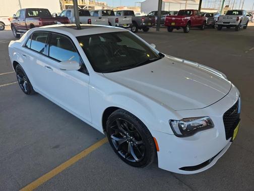 2021 Chrysler 300 S