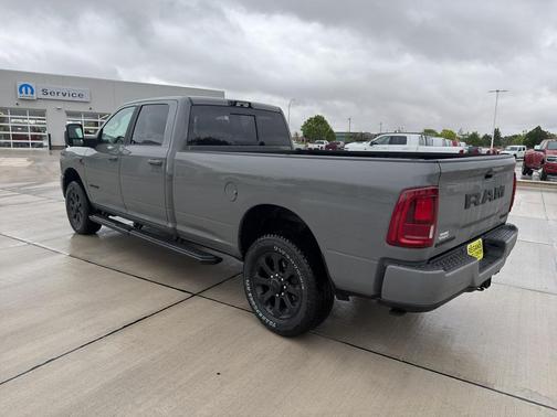 Ceramic Gray Clearcoat 2026 RAM 3500 Laramie Crew Cab 4x4 8' Box