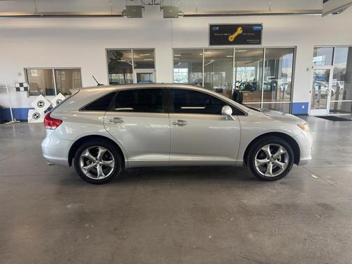 2010 Toyota Venza Base