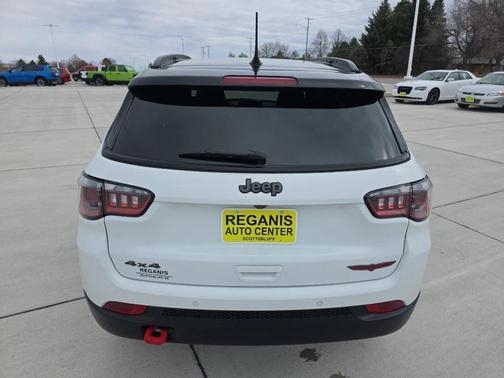 2023 Jeep Compass Trailhawk