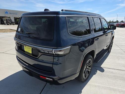 Fathom Blue Pearlcoat 2026 Jeep Grand Wagoneer Base