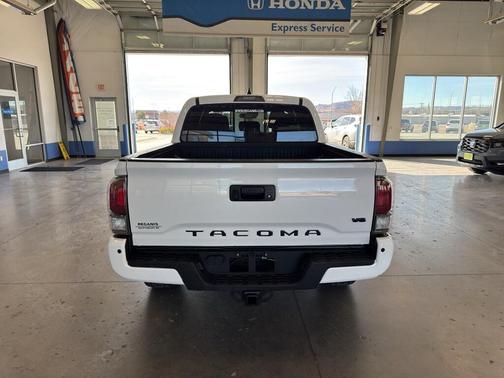 2020 Toyota Tacoma TRD Sport