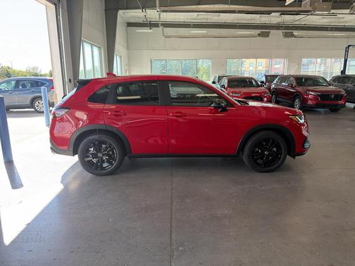 Milano Red 2027 Honda HR-V Sport