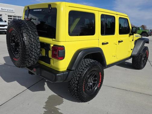 2022 Jeep Wrangler Unlimited High Tide 4x4