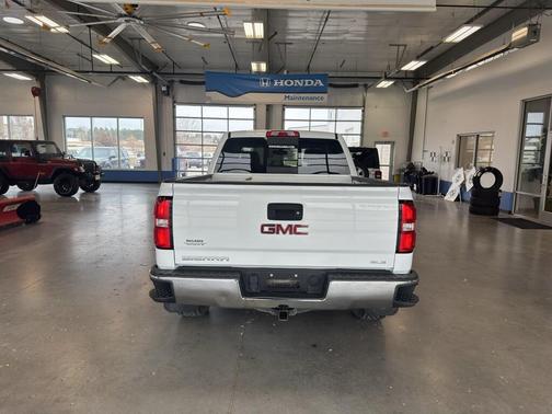 2018 GMC Sierra 1500 SLE