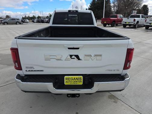 2026 RAM 3500 Laramie Crew Cab 4x4 8' Box