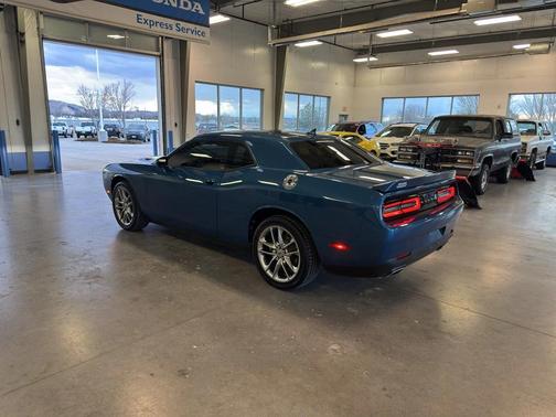 2023 Dodge Challenger SXT