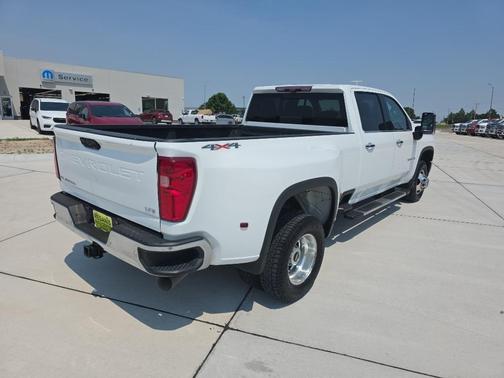 Summit White 2020 Chevrolet Silverado 3500 LTZ