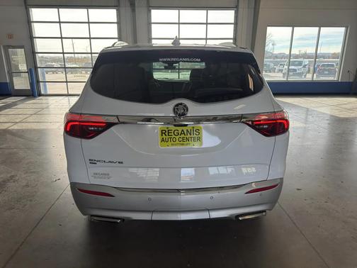 2023 Buick Enclave Premium AWD