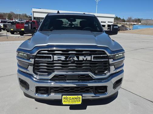 Silver Zynith 2026 RAM 3500 Big Horn Crew Cab 4x4 8' Box
