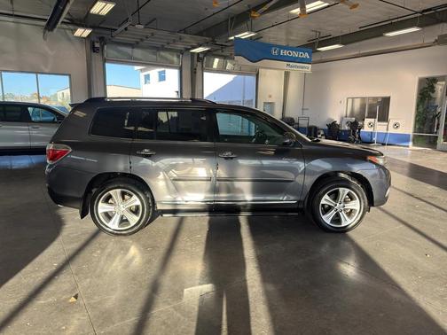 2011 Toyota Highlander Limited