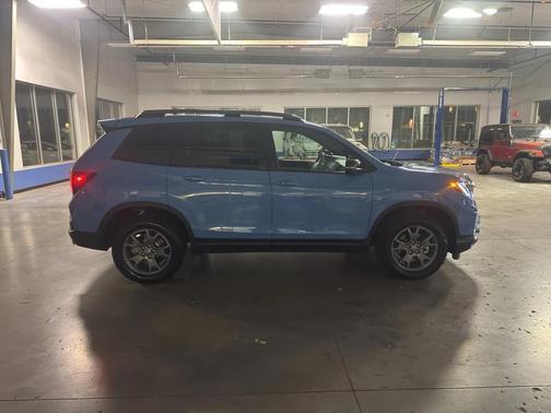 2024 Honda Passport AWD TrailSport
