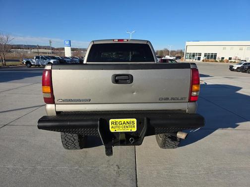 2001 Chevrolet Silverado 2500 LS H/D Crew Cab