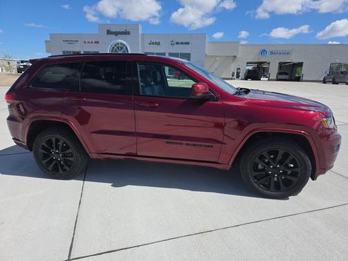 Velvet Red Pearlcoat 2018 Jeep Grand Cherokee Altitude