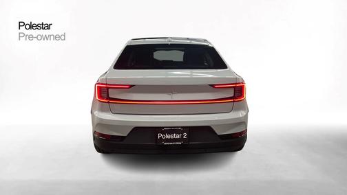 2023 Polestar 2 Long range Dual motor - AWD - Plus,Pilot