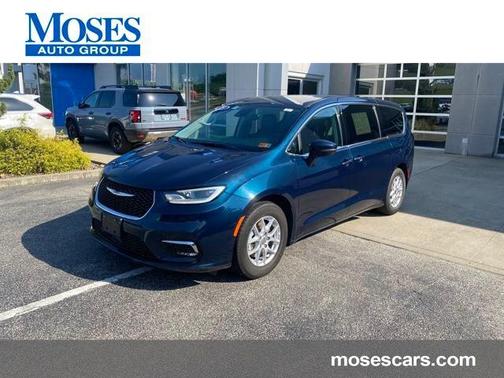 2023 Chrysler Pacifica Touring-L