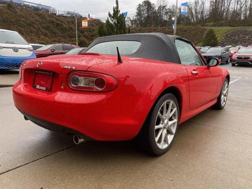 2010 Mazda MX-5 Miata Touring