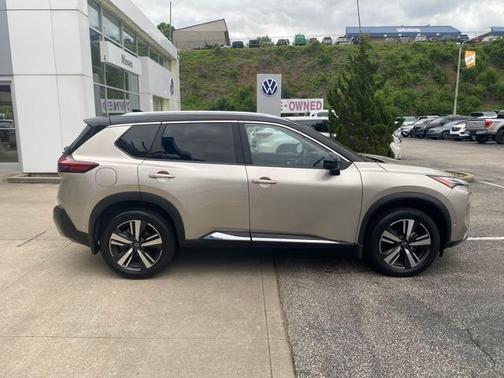 2022 Nissan Rogue Platinum