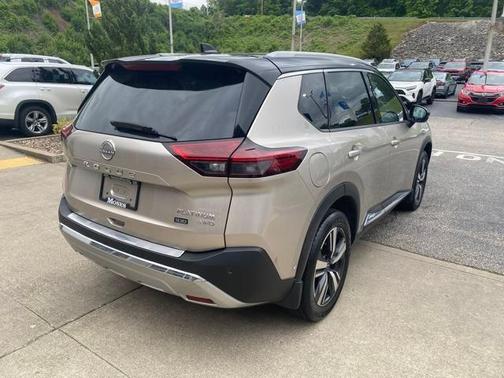 2022 Nissan Rogue Platinum