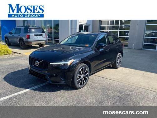 2023 Volvo XC60 B5 Plus Dark Theme