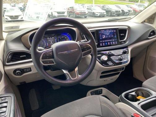 2019 Chrysler Pacifica Touring Plus