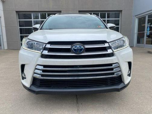 2019 Toyota Highlander Hybrid Limited Platinum