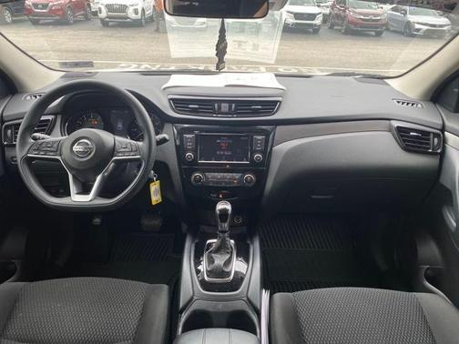 2022 Nissan Rogue Sport S